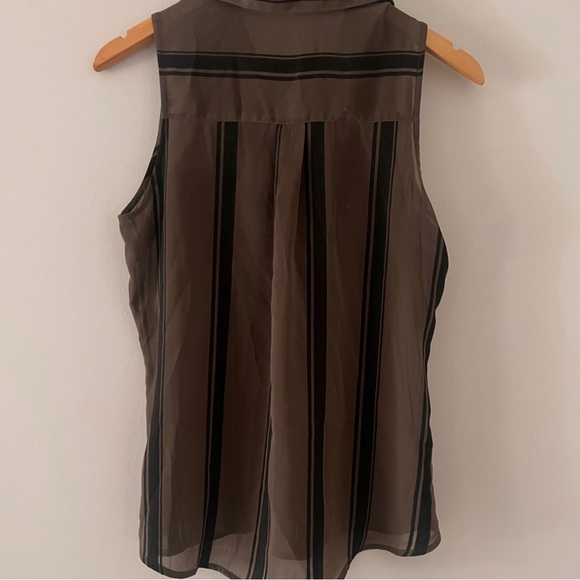 Express Portofino Blouse - Picture 2 of 3